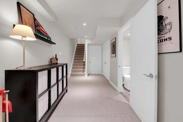 Additional image 39 of 137 Kinsman Dr