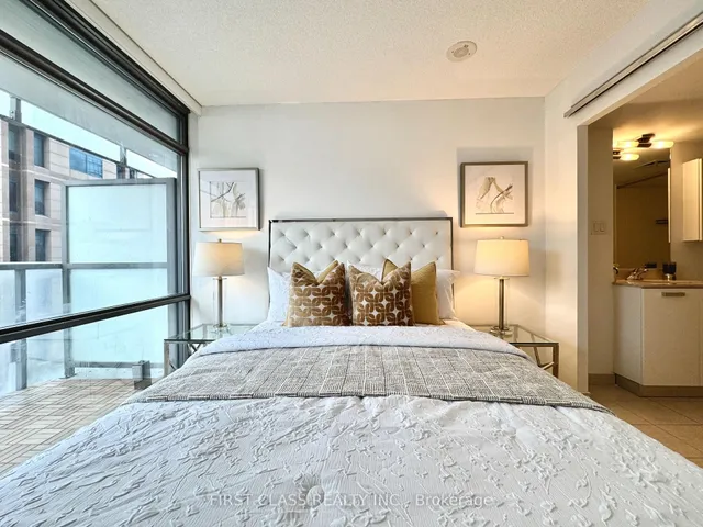 Additional image 20 of 38 Grenville St Unit 1107