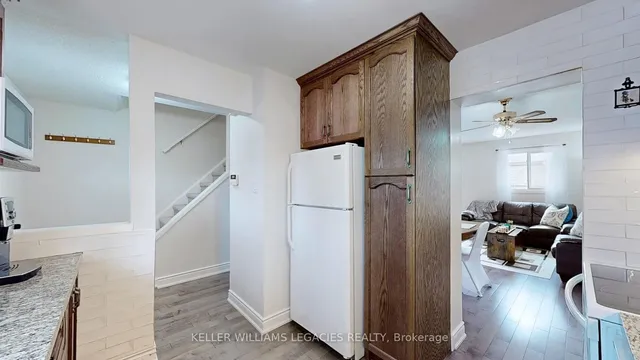 Additional image 15 of 93 Hansen Rd Unit 92