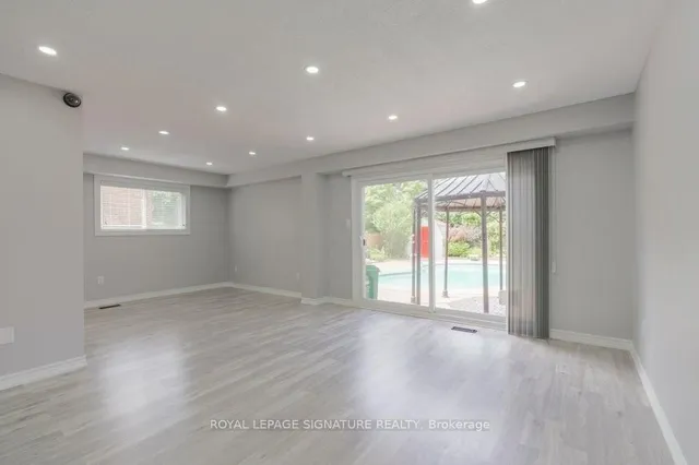 Additional image 5 of 48 Lawndale Cres