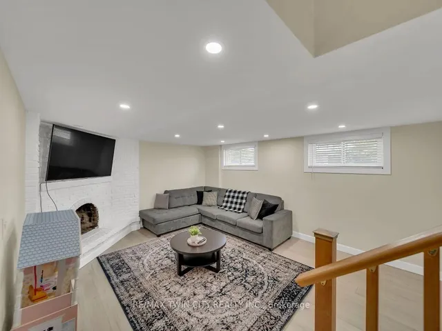 Additional image 30 of 75 Bettley Cres