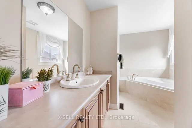 Additional image 17 of 20 Tufton Cres