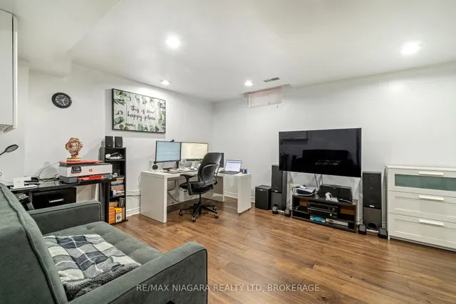 Additional image 32 of 14 Bryant Crt