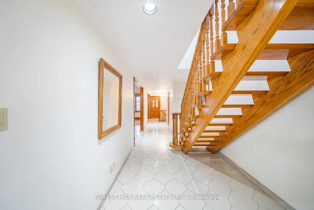 Additional image 12 of 541 Glen Park Ave