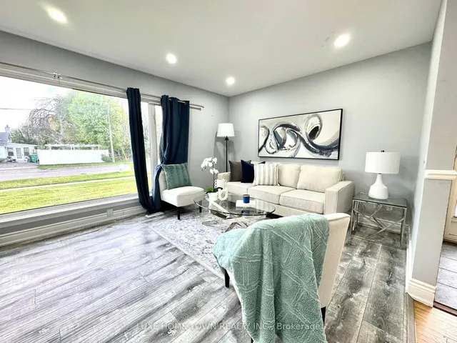 Additional image 3 of 7 Addington Cres