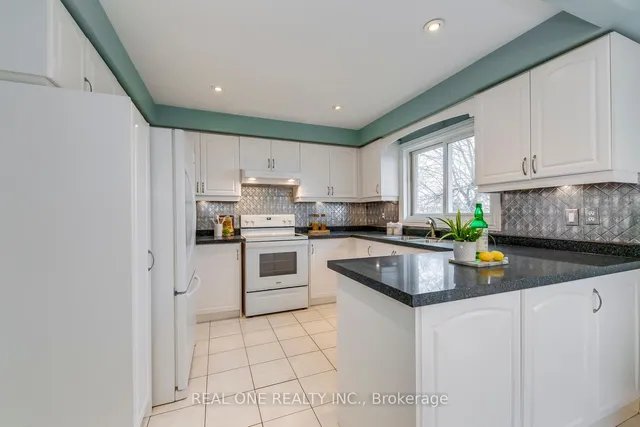 Additional image 15 of 76 Inverhuron Tr