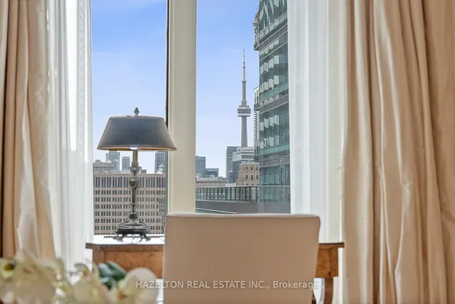 Additional image 36 of 1 St Thomas St Unit 14B