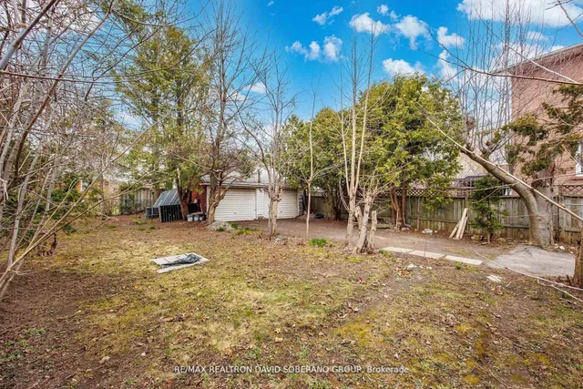 Additional image 28 of 44 Sultana Ave