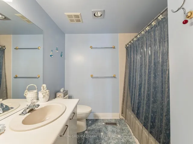 Additional image 25 of 220 Walmer Rd