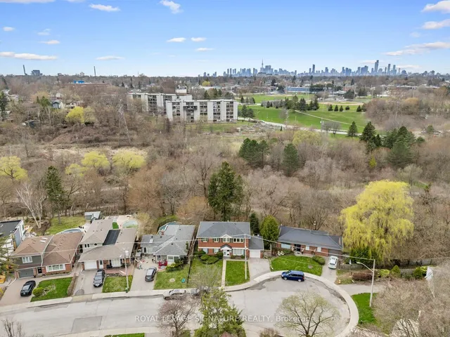 Additional image 35 of 7 Notley Pl