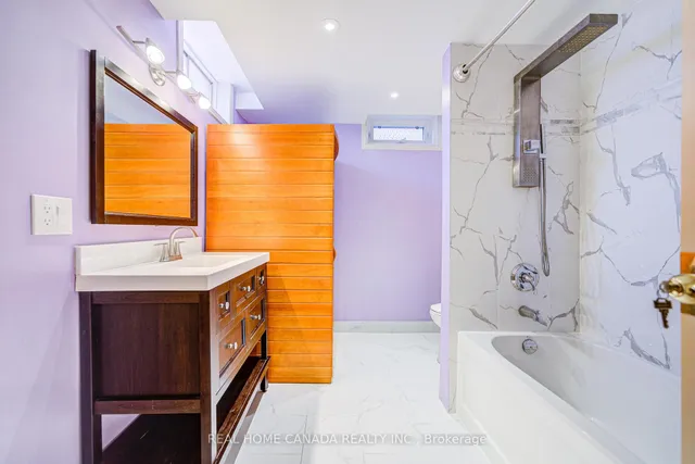 Additional image 36 of 2735 Kingsway Dr