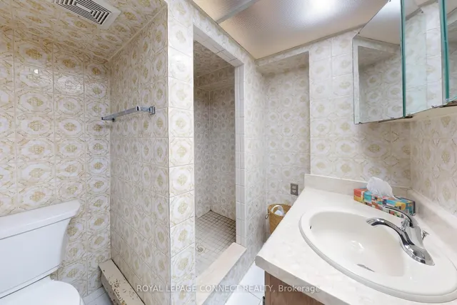 Additional image 32 of 20 Brinloor Blvd