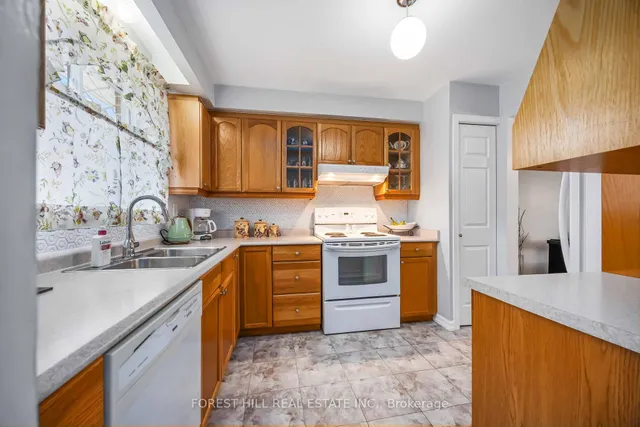 Additional image 19 of 435 Silverstone Dr Unit 22