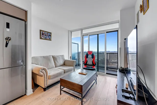 Additional image 9 of 160 Flemington Rd Unit 1409