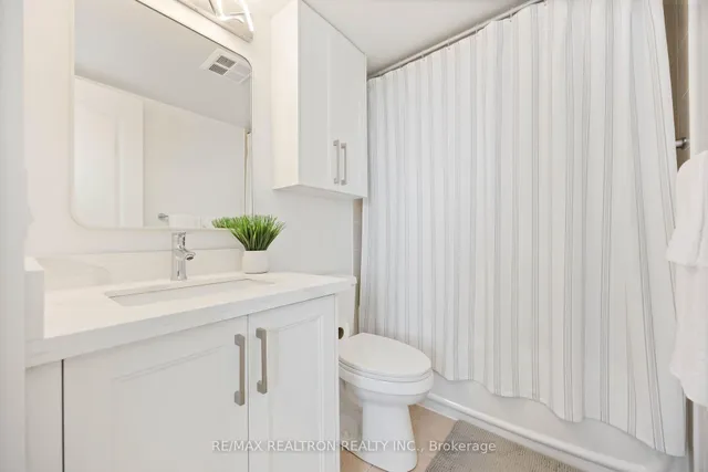 Additional image 35 of 3 Rean Dr Unit 1101