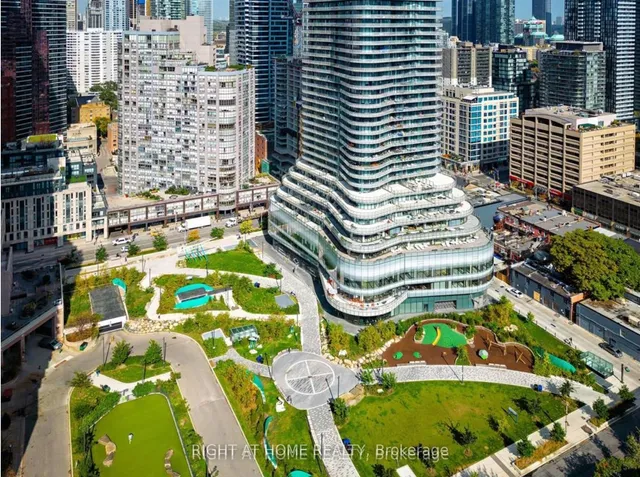 Additional image 44 of 955 Bay St Unit 2702