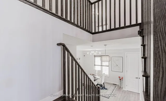 Additional image 26 of 19 BERWICK Ave