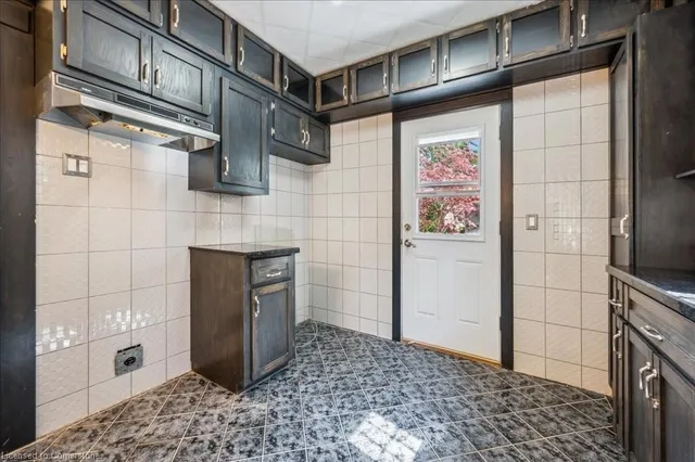 Additional image 11 of 44 Highland Rd