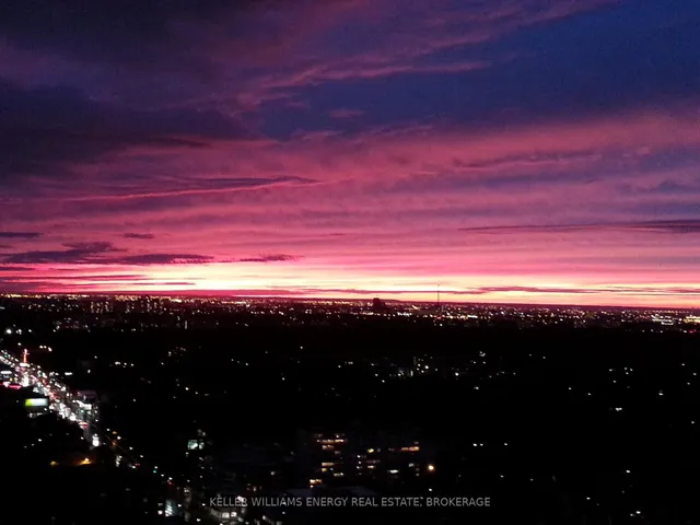 Additional image 41 of 2191 Yonge St Unit 3707