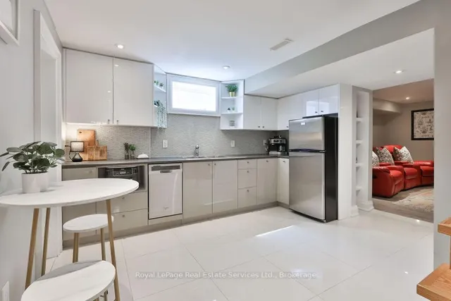 Additional image 36 of 317 North Shore Blvd