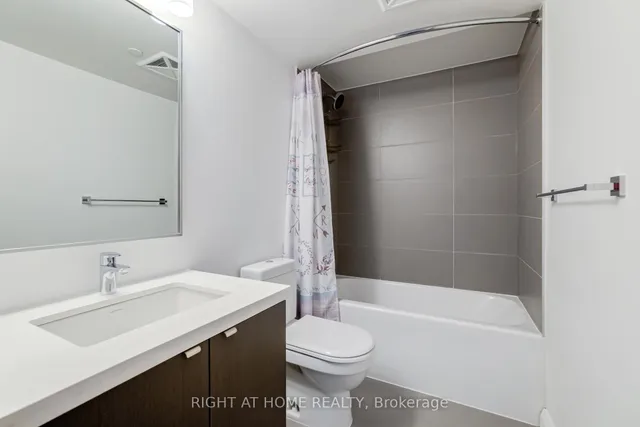 Additional image 19 of 155 Yorkville Ave Unit 2601