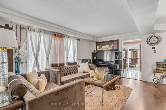 Additional image 32 of 85 Provincial Pl