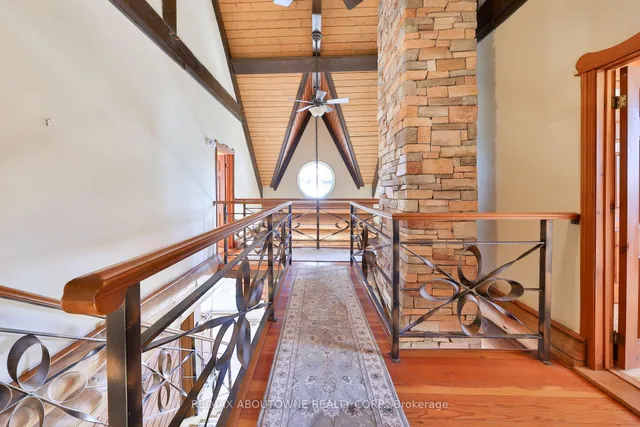 Additional image 24 of 270 North Shore Blvd