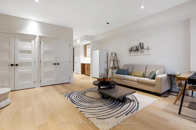 Additional image 28 of 32 Algoma St