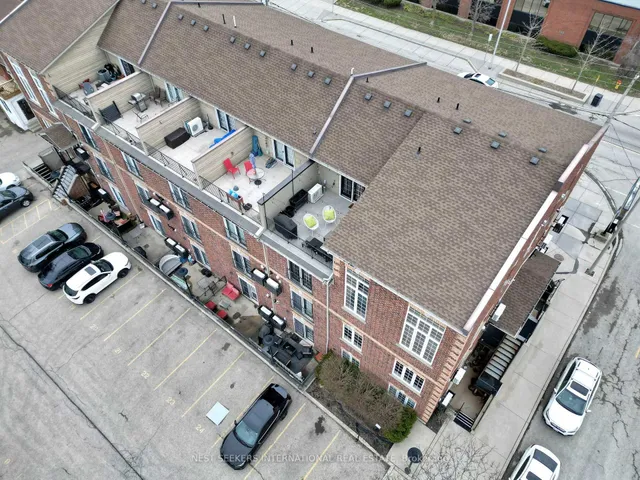 Additional image 26 of 555 King St Unit 303