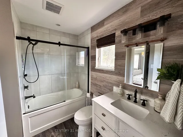 Additional image 10 of 1 Tower Gate Unit 11