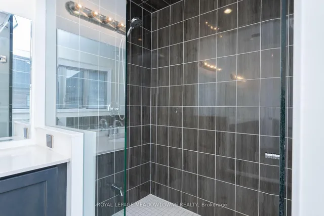 Additional image 17 of 23 Abigail Grace Cres