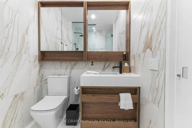 Additional image 26 of 505 Richmond St Unit 419