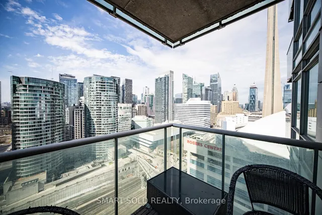 Additional image 25 of 81 Navy Wharf Crt Unit 2710