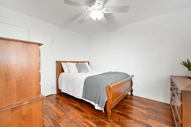 Additional image 16 of 1422 Summerhill Cres