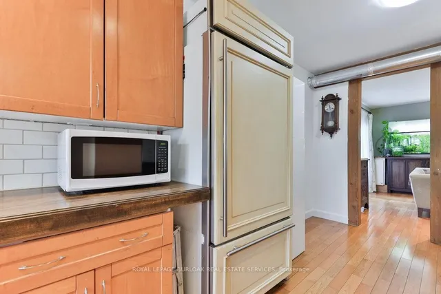 Additional image 30 of 39 Twenty Fourth St