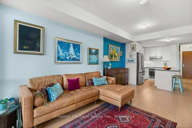 Additional image 20 of 2025 Maria St Unit 302