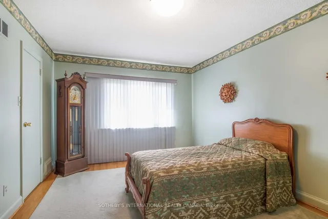 Additional image 14 of 305 Bessborough Dr
