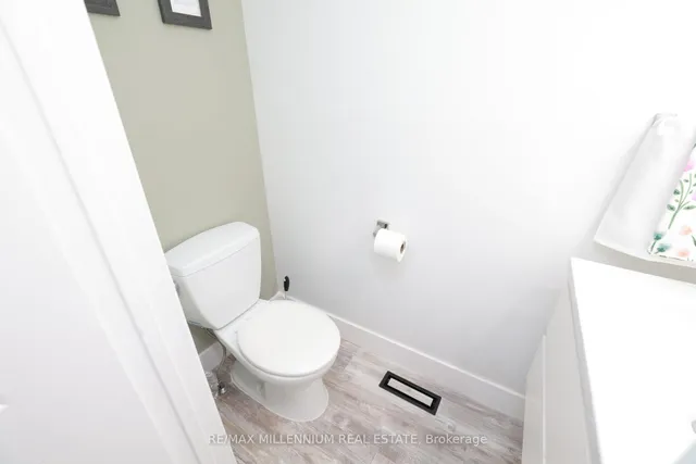 Additional image 15 of 10 Manderley Pl