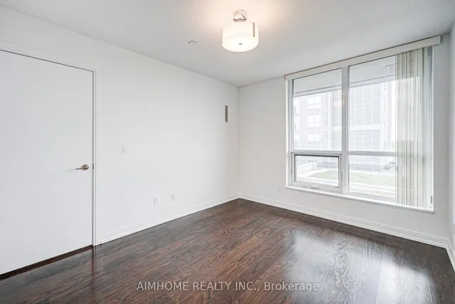 Additional image 21 of 255 Village Green Sq Unit 604