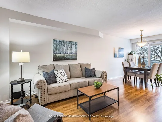 Additional image 4 of 73 Townley Cres