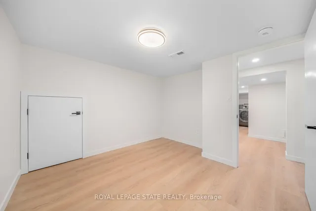 Additional image 33 of 869 Garth St