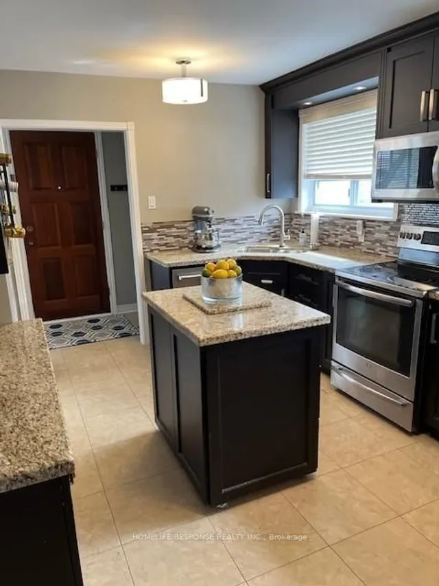 Additional image 5 of 66 AVONDALE Blvd