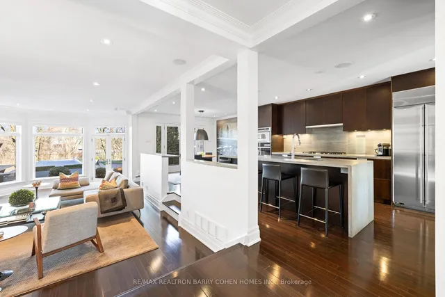 Additional image 10 of 215 Lonsmount Dr