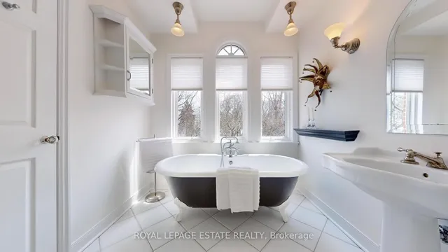 Additional image 21 of 3 Springbank Ave