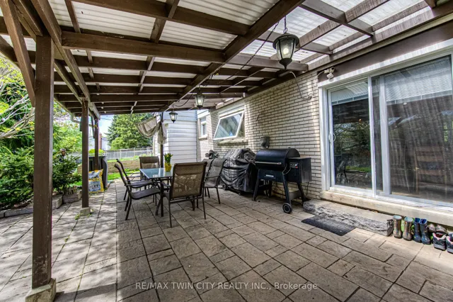 Additional image 36 of 92 Pinehurst Cres