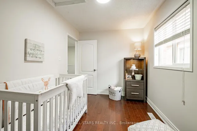 Additional image 37 of 126 Lake Louise Dr