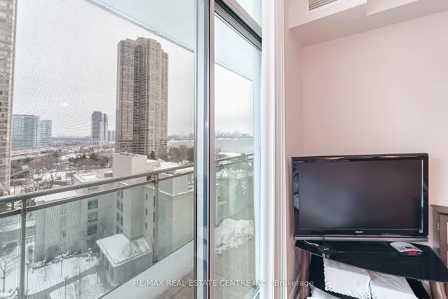 Additional image 16 of 5 Marine Parade Dr Unit 911