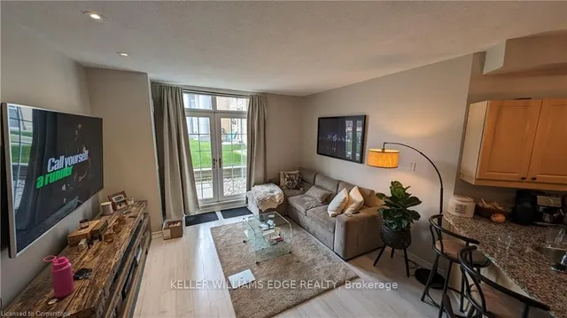 Additional image 4 of 135 James St Unit 115