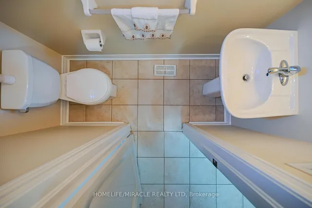 Additional image 25 of 26 Hogan Manor Dr