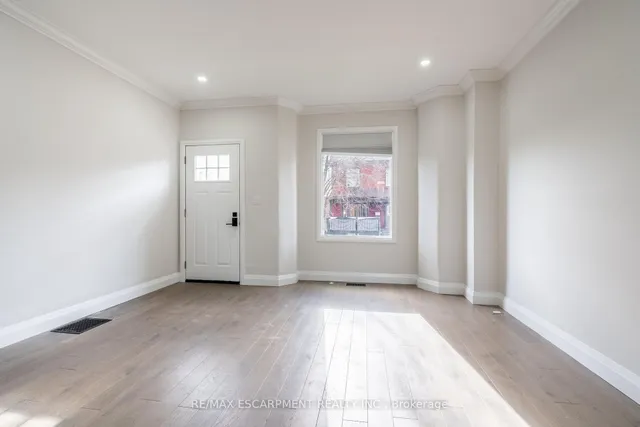 Additional image 7 of 57 Madison Ave